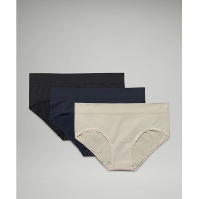 Seamless Mid-Rise Hipster 3 Pack